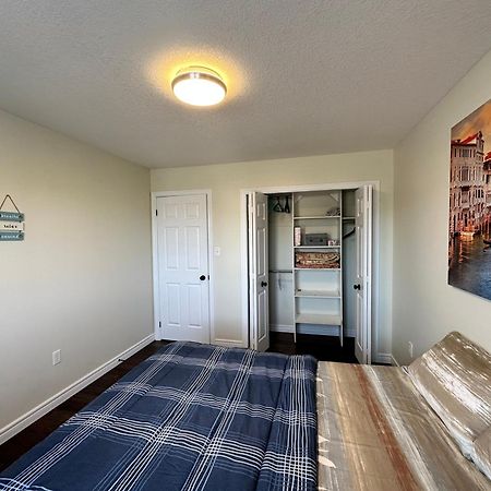 קיטצ'נר Comfortable Modern Room Near Ykf Airport III מראה חיצוני תמונה